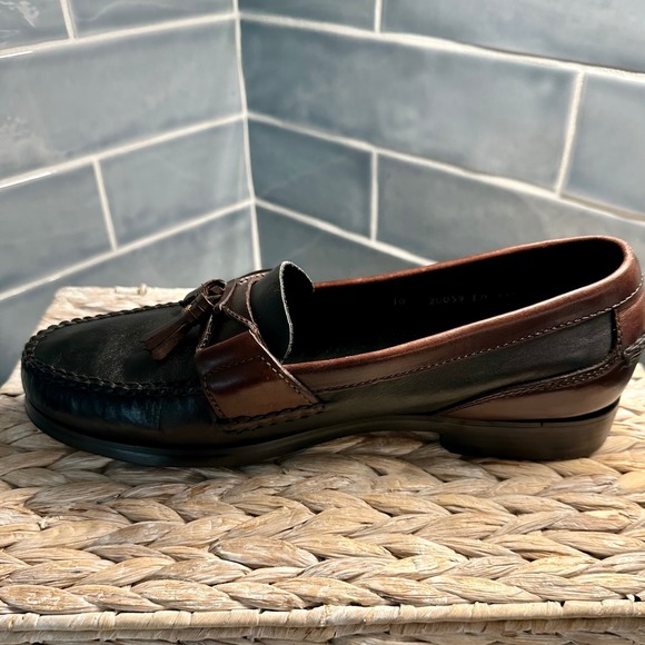 The Holmes Store T.B. Phelps Brown & Black Leather Tassel Penny Loafers Size 10 - Picture 6 of 13